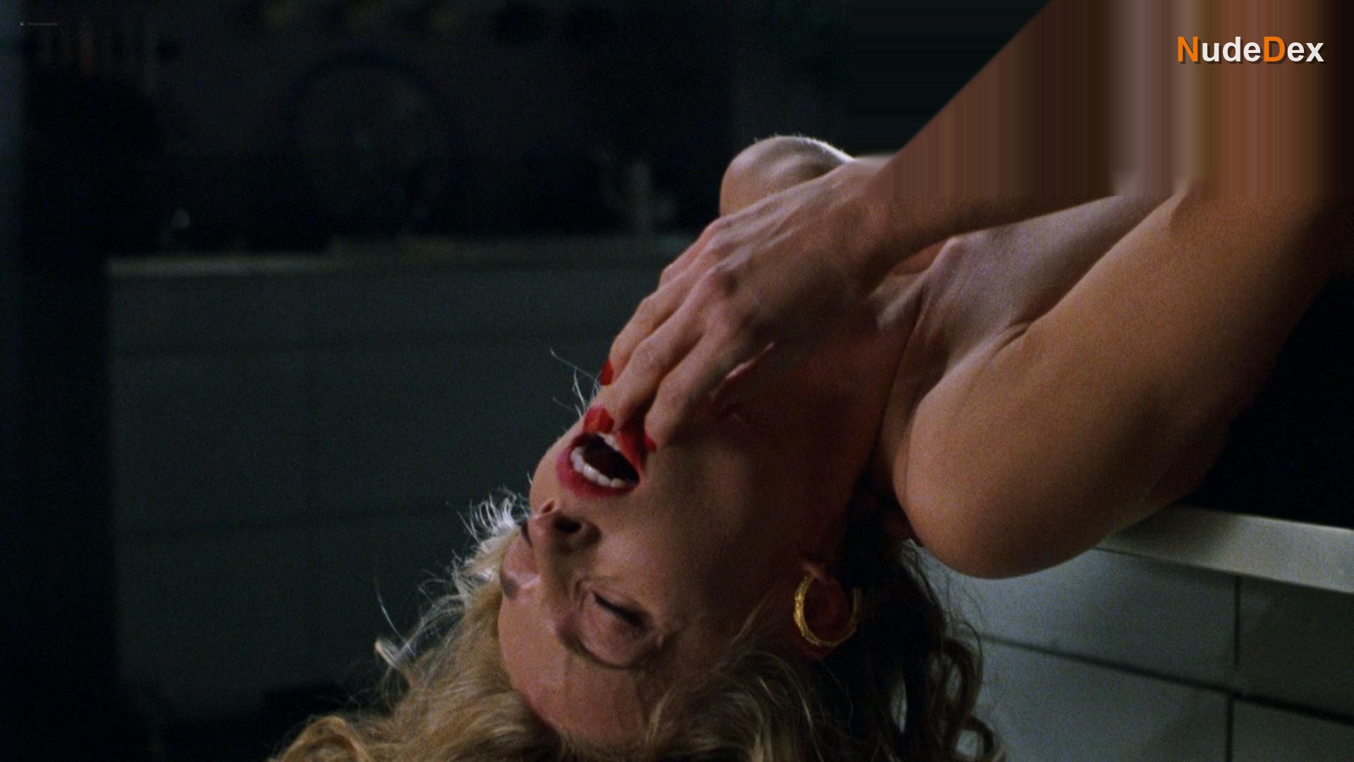 Joanna Pacula in Last Gasp, photo 15