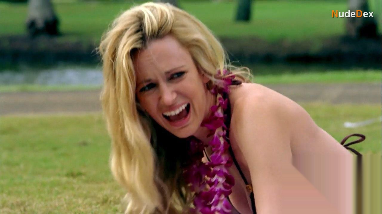 Joanna Shewfelt in Supergator, photo 3