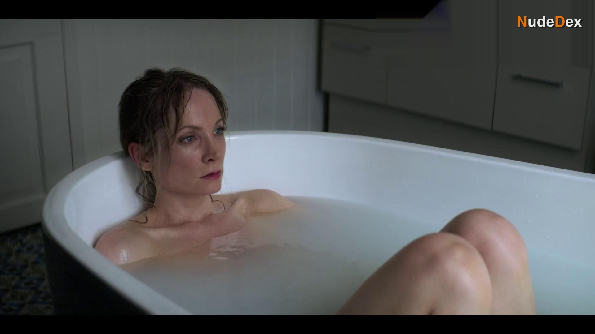 Joanne Froggatt in The Commons, photo 1