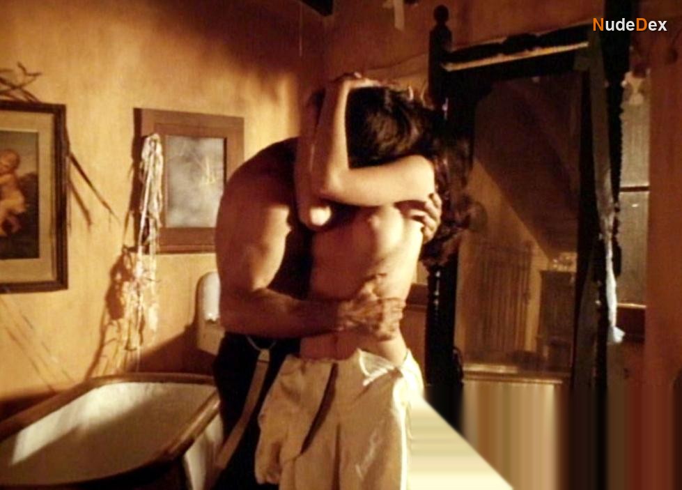 Joan Prather in Big Bad Mama, photo 5