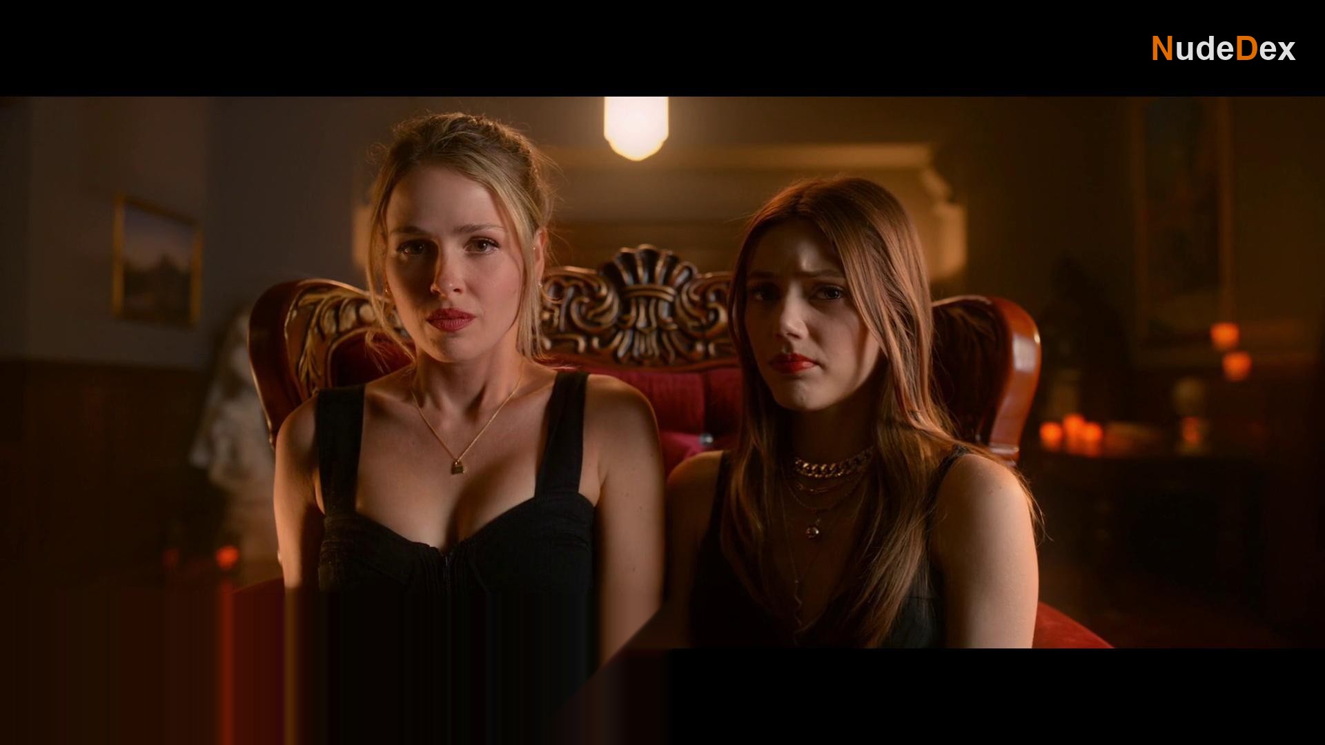 Jocelyn Hudon in V For Vengeance, photo 1