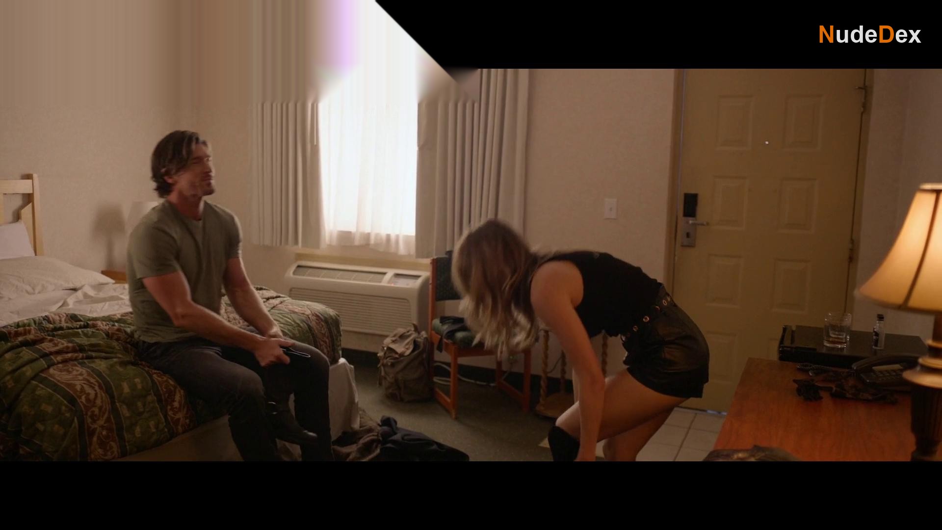 Jocelyn Hudon in V For Vengeance, photo 4