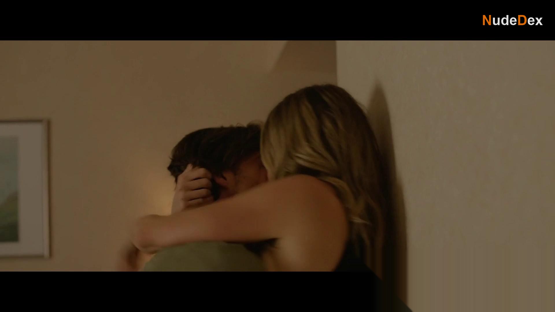 Jocelyn Hudon in V For Vengeance, photo 11