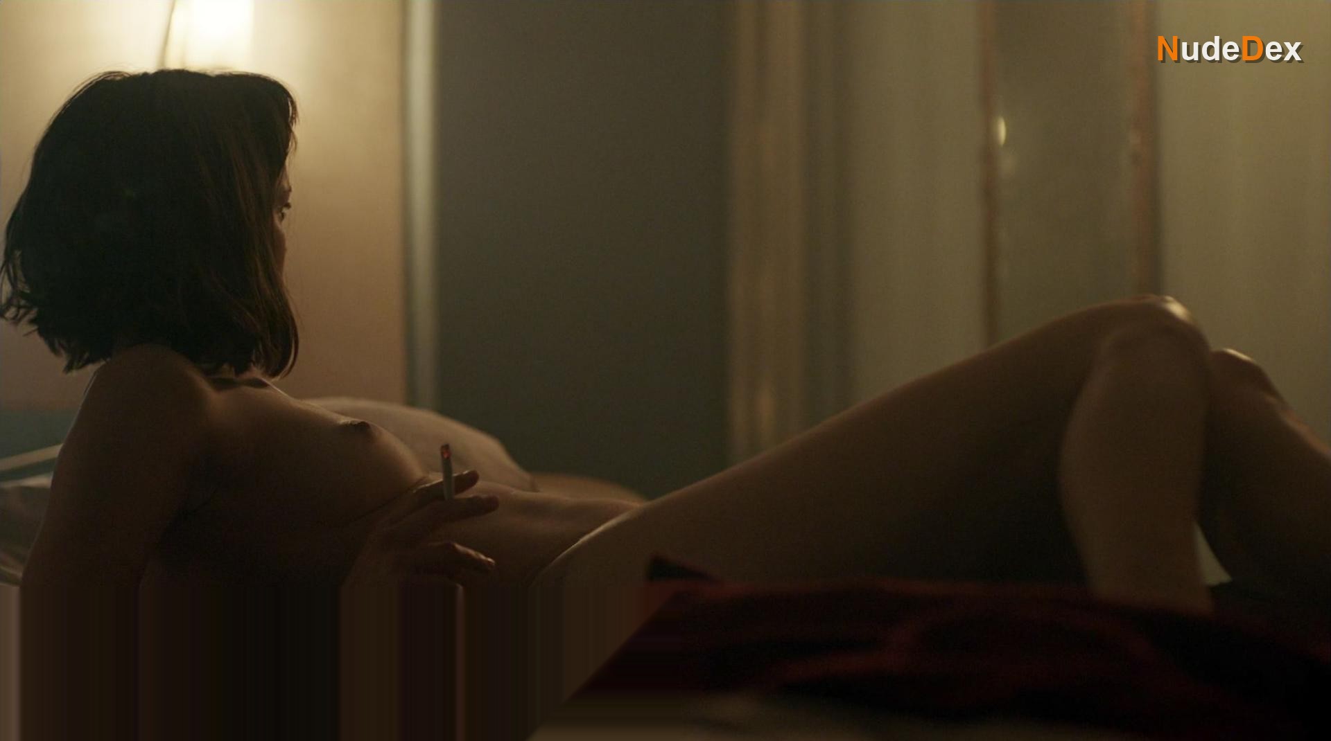 Jodi Balfour in Rellik, photo 10