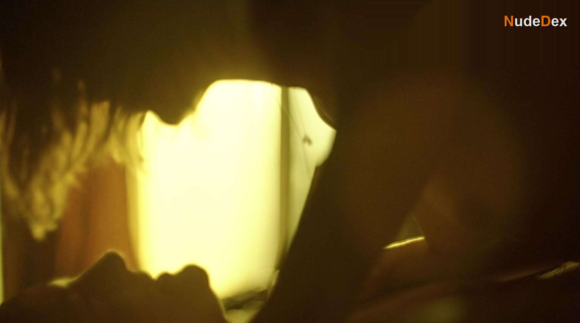 Jodi Balfour in Rellik, photo 16