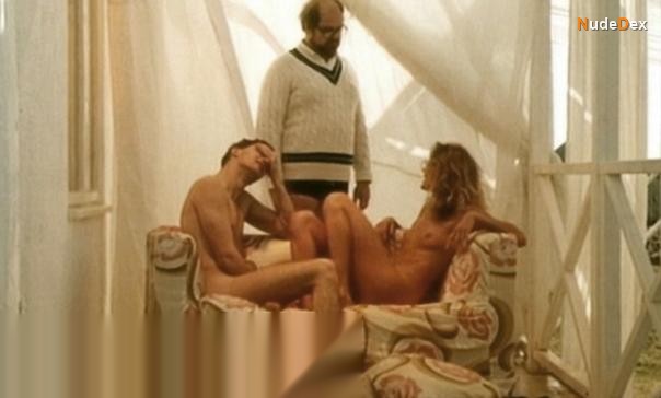 Joely Richardson in Drowning By Numbers, photo 6