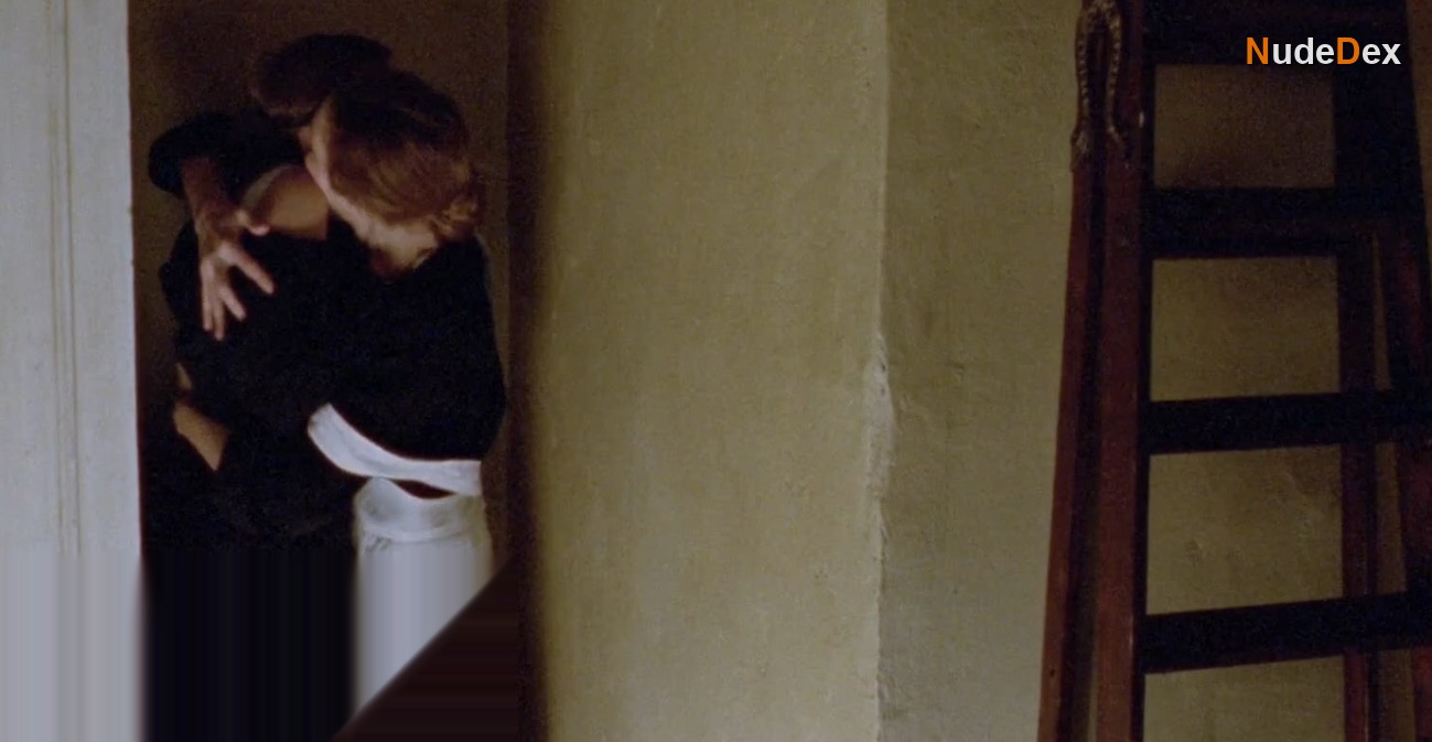 Joely Richardson in Sister My Sister, photo 2