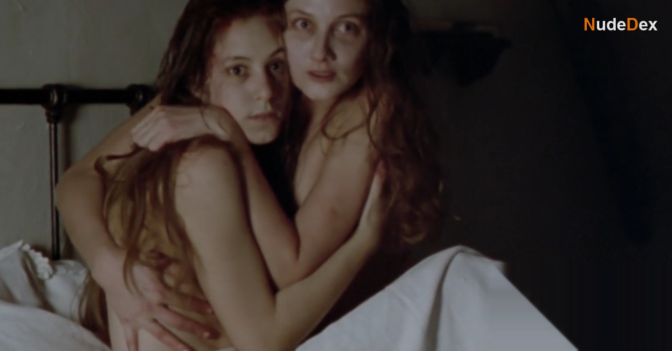 Joely Richardson in Sister My Sister, photo 3
