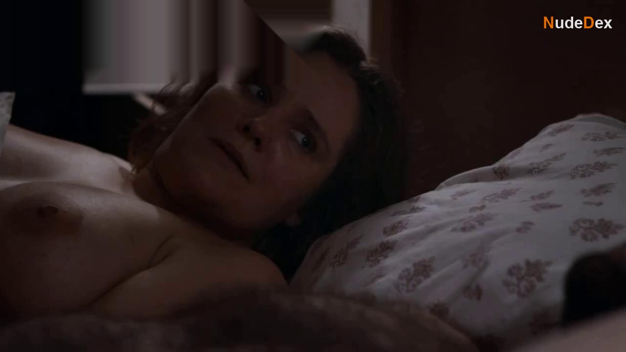 Johanna Friorika Saemundsdottir in Happily Never After, photo 11