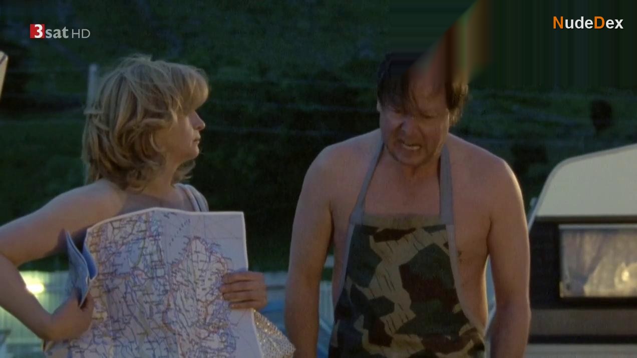 Johanna Gastdorf in Ein Mann, Ein Fjord!, photo 6