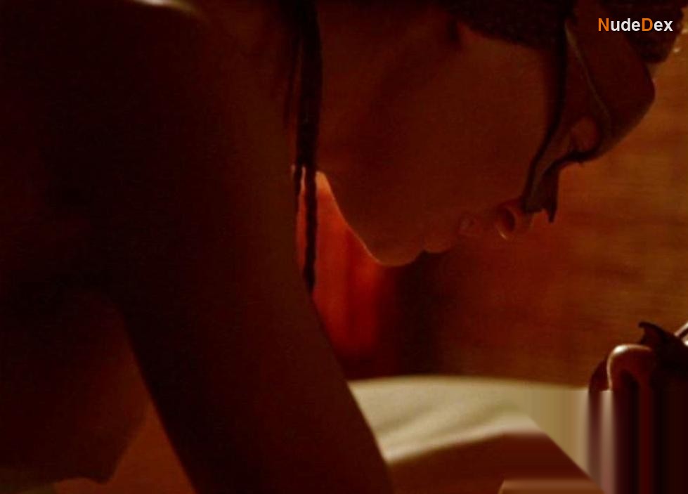 Jolene Blalock in Slow Burn, photo 6