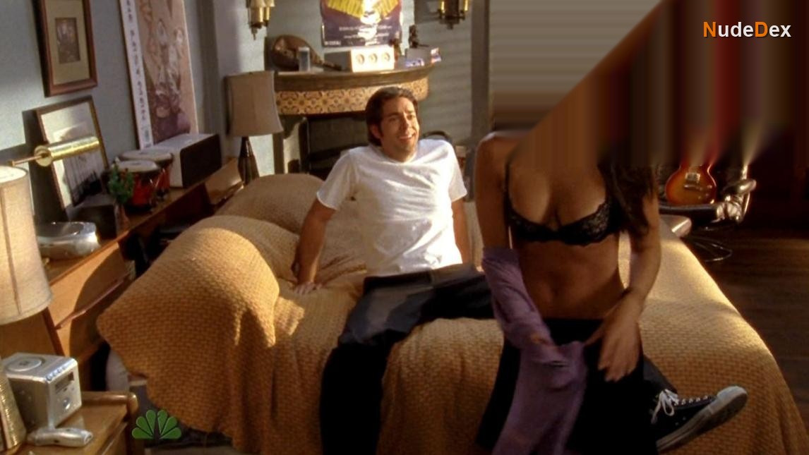 Jordana Brewster in Chuck, photo 2