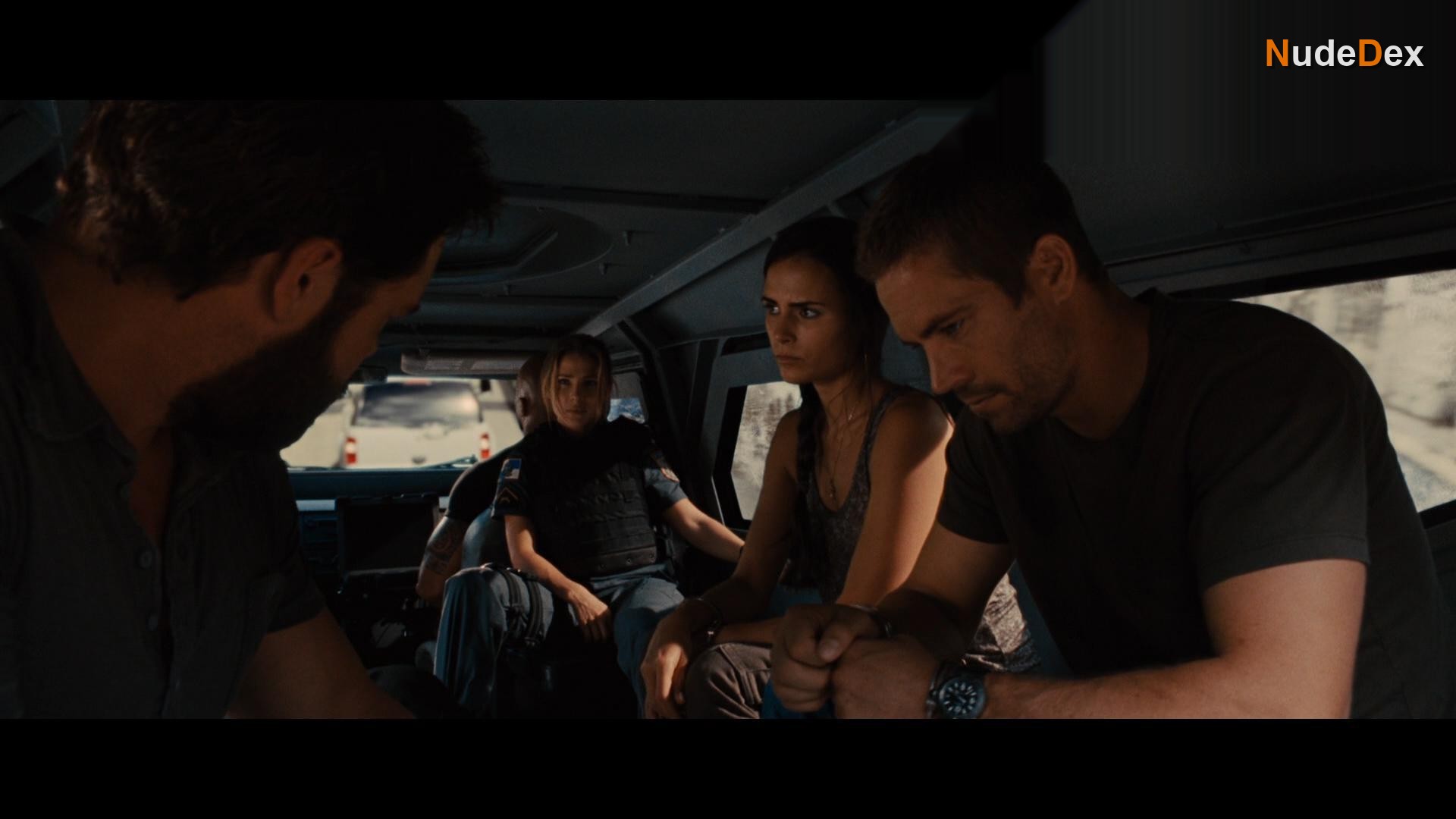 Jordana Brewster in Fast Five, photo 7