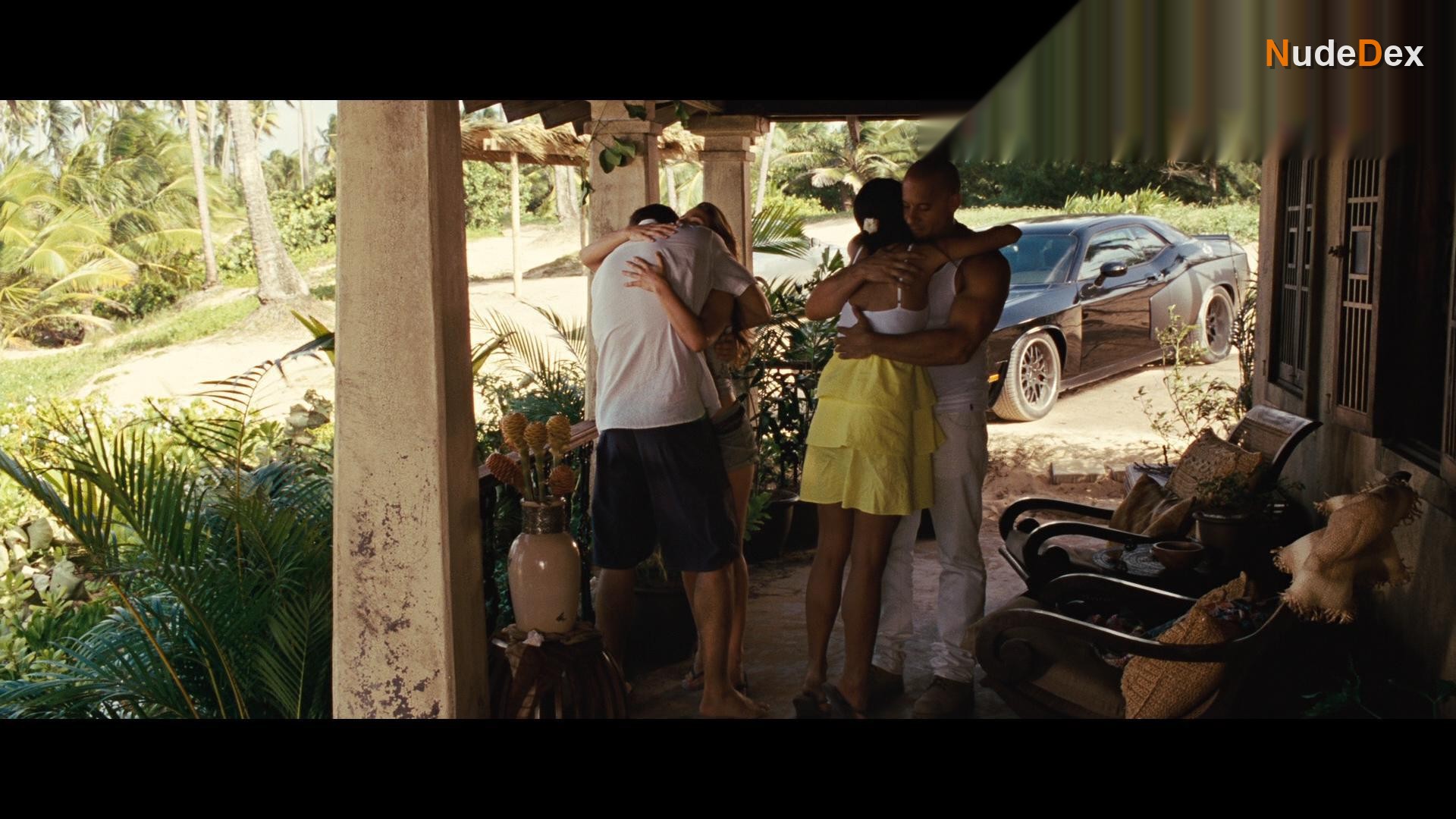 Jordana Brewster in Fast Five, photo 12