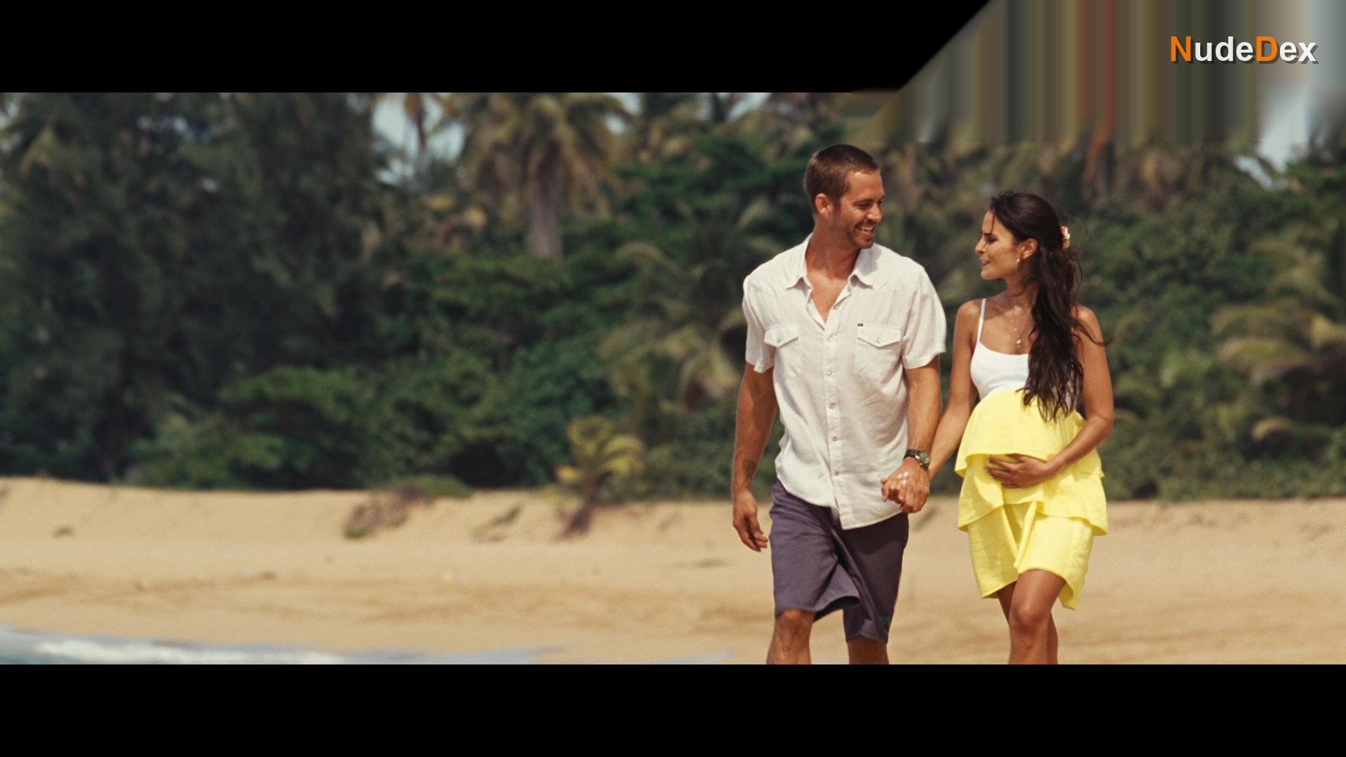 Jordana Brewster in Fast Five, photo 13