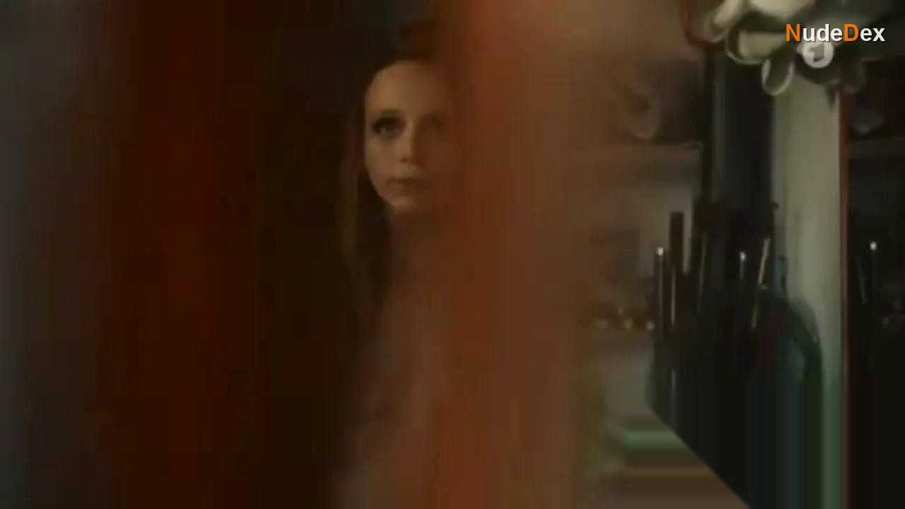 Jordis Triebel in Eine Gute Mutter, photo 5