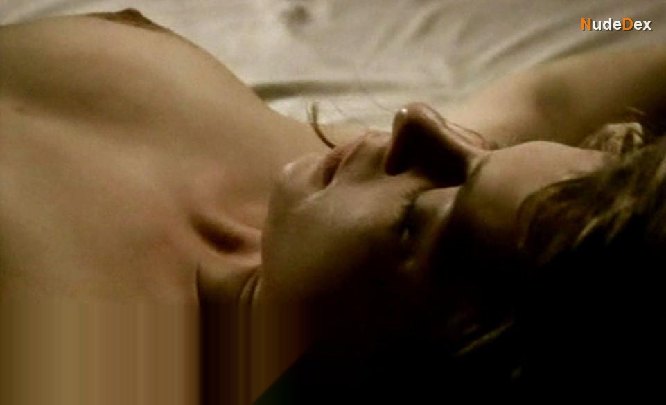 Jordis Triebel in Eine Gute Mutter, photo 11