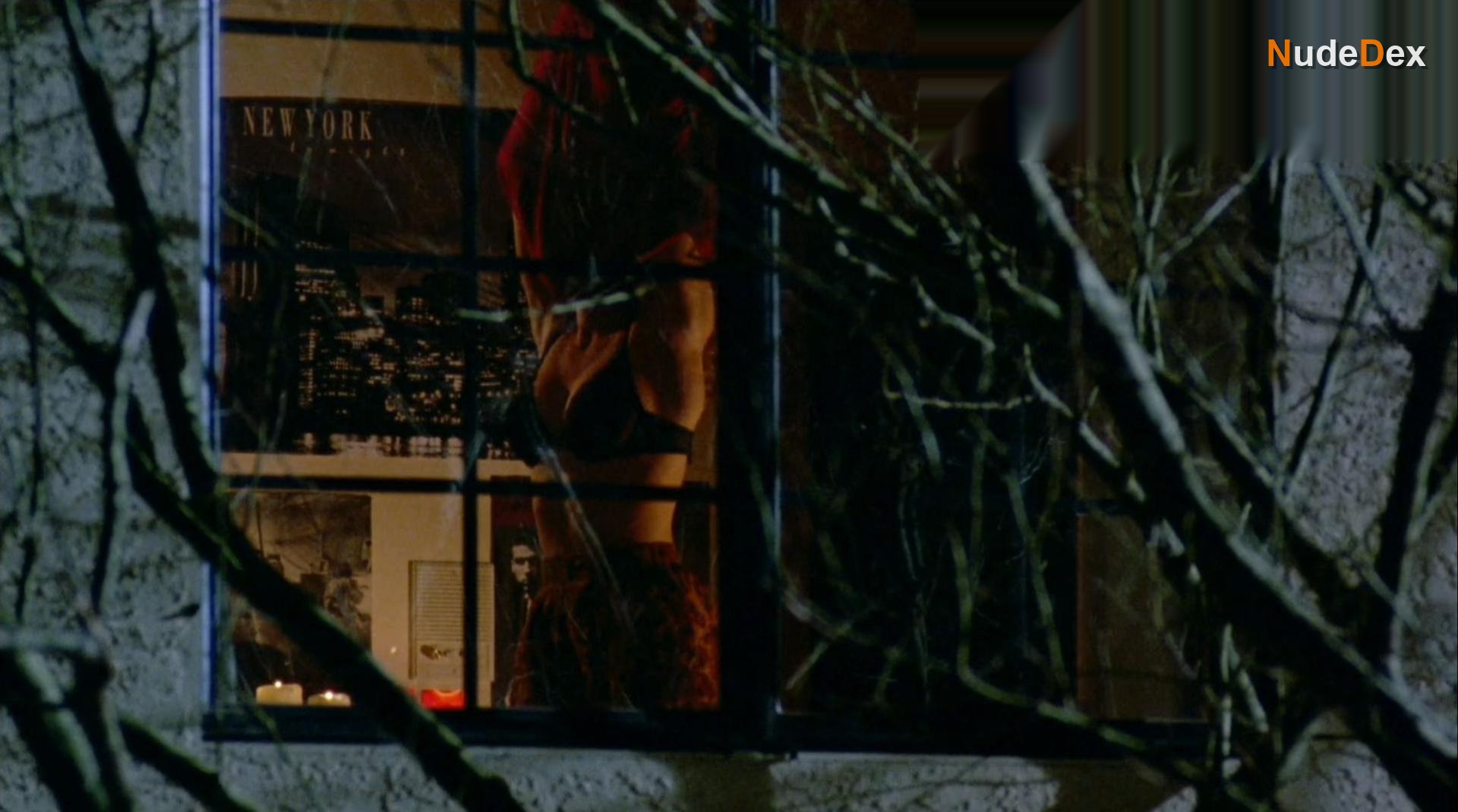 Josie Bissett in Mikey, photo 4