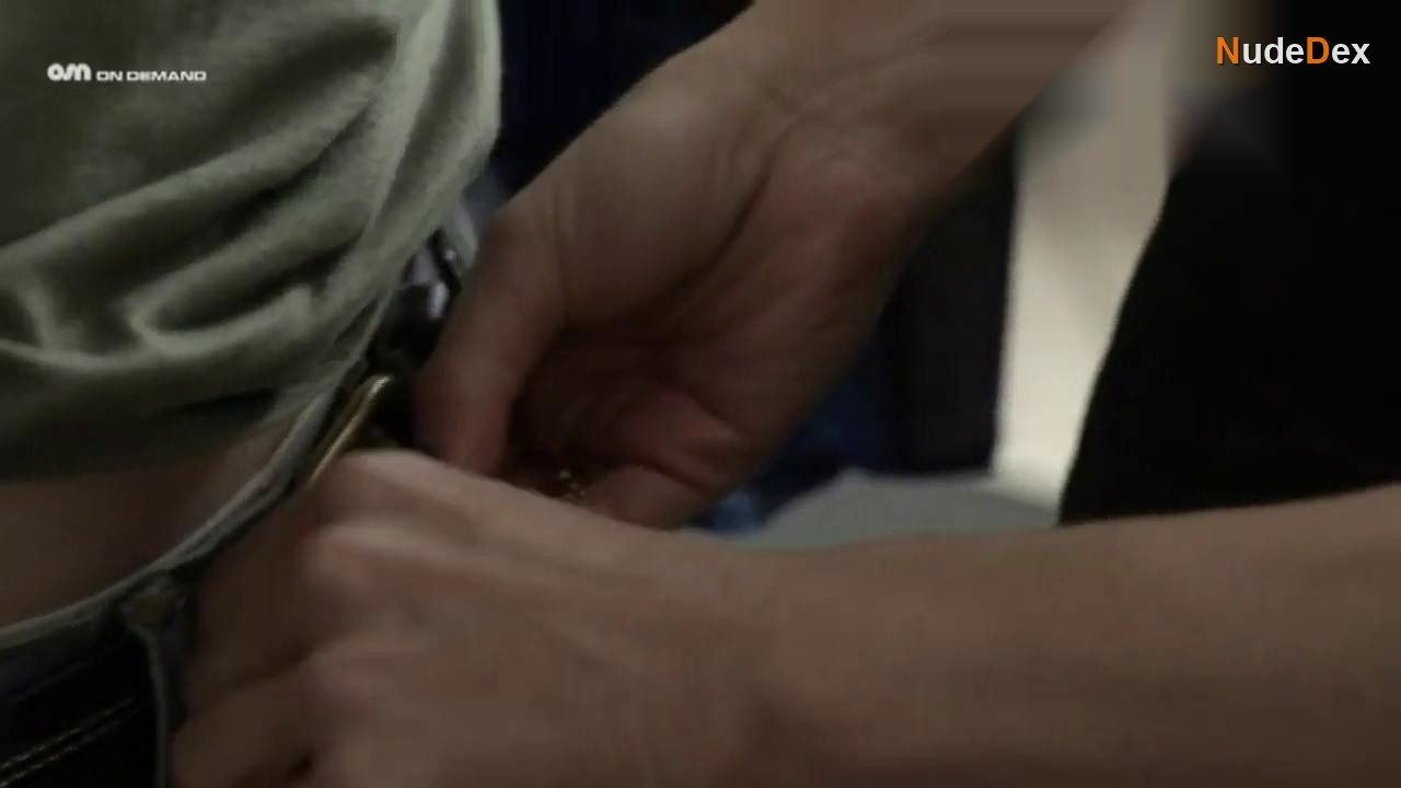 Josie Davis in Dirty Teacher, photo 14
