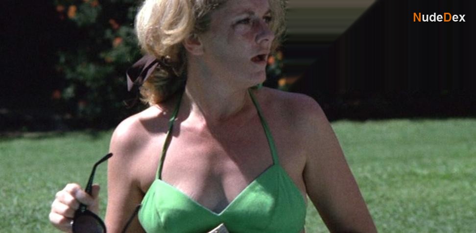 Joyce Van Patten in Bone, photo 1
