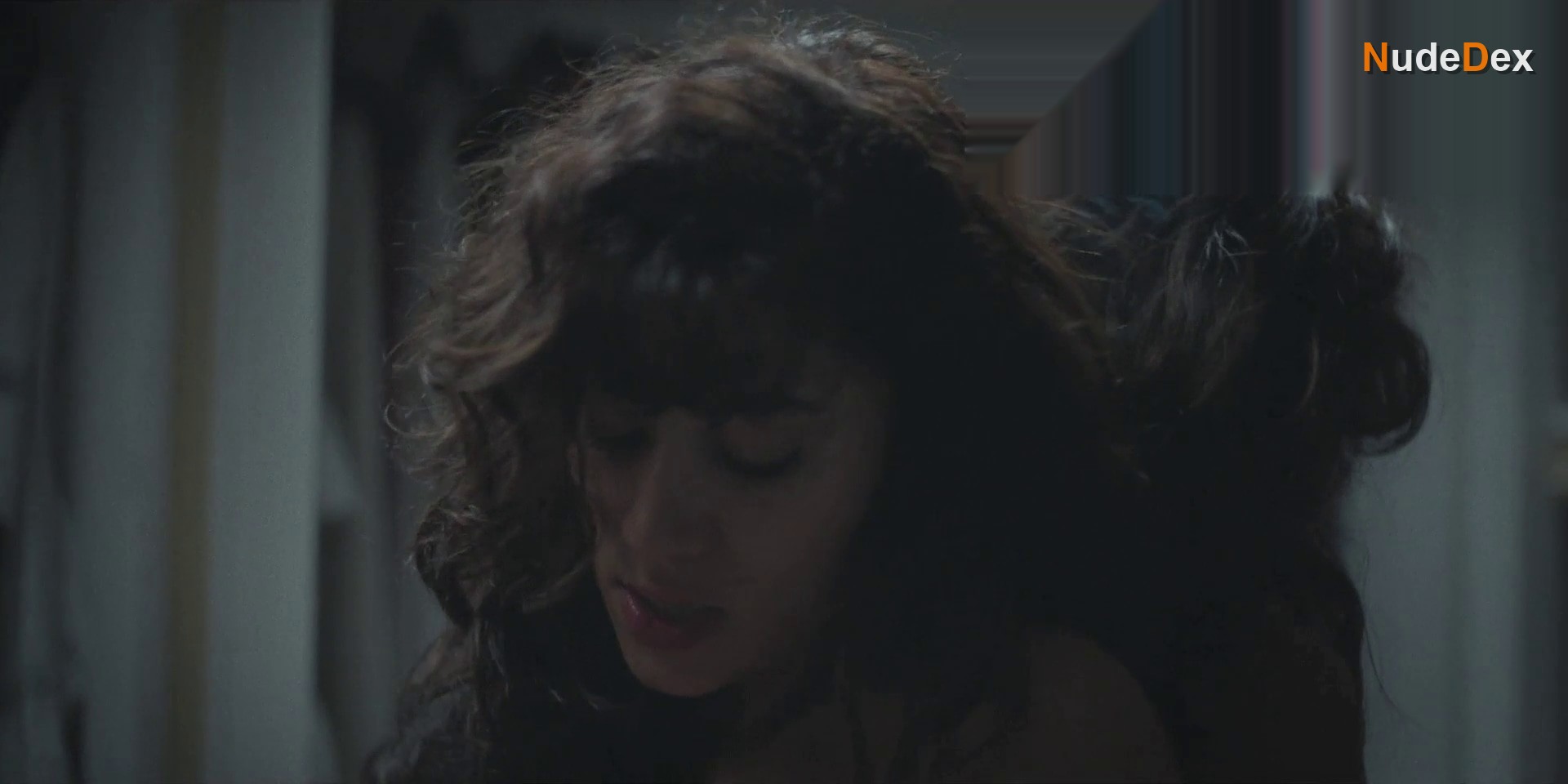 Juanita Molina in Dear Killer Nannies, photo 7