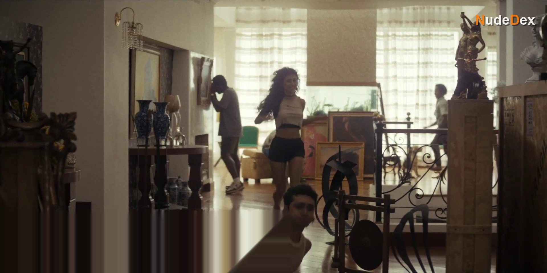 Juanita Molina in Dear Killer Nannies, photo 13