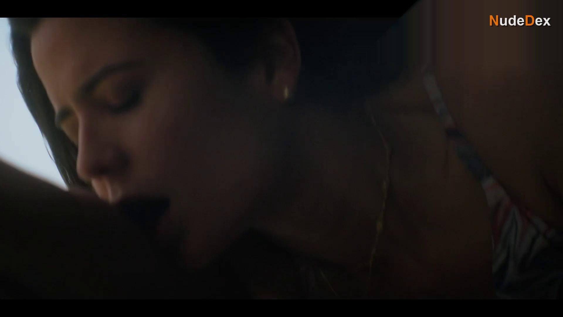 Juanita Molina in Medusa, photo 5