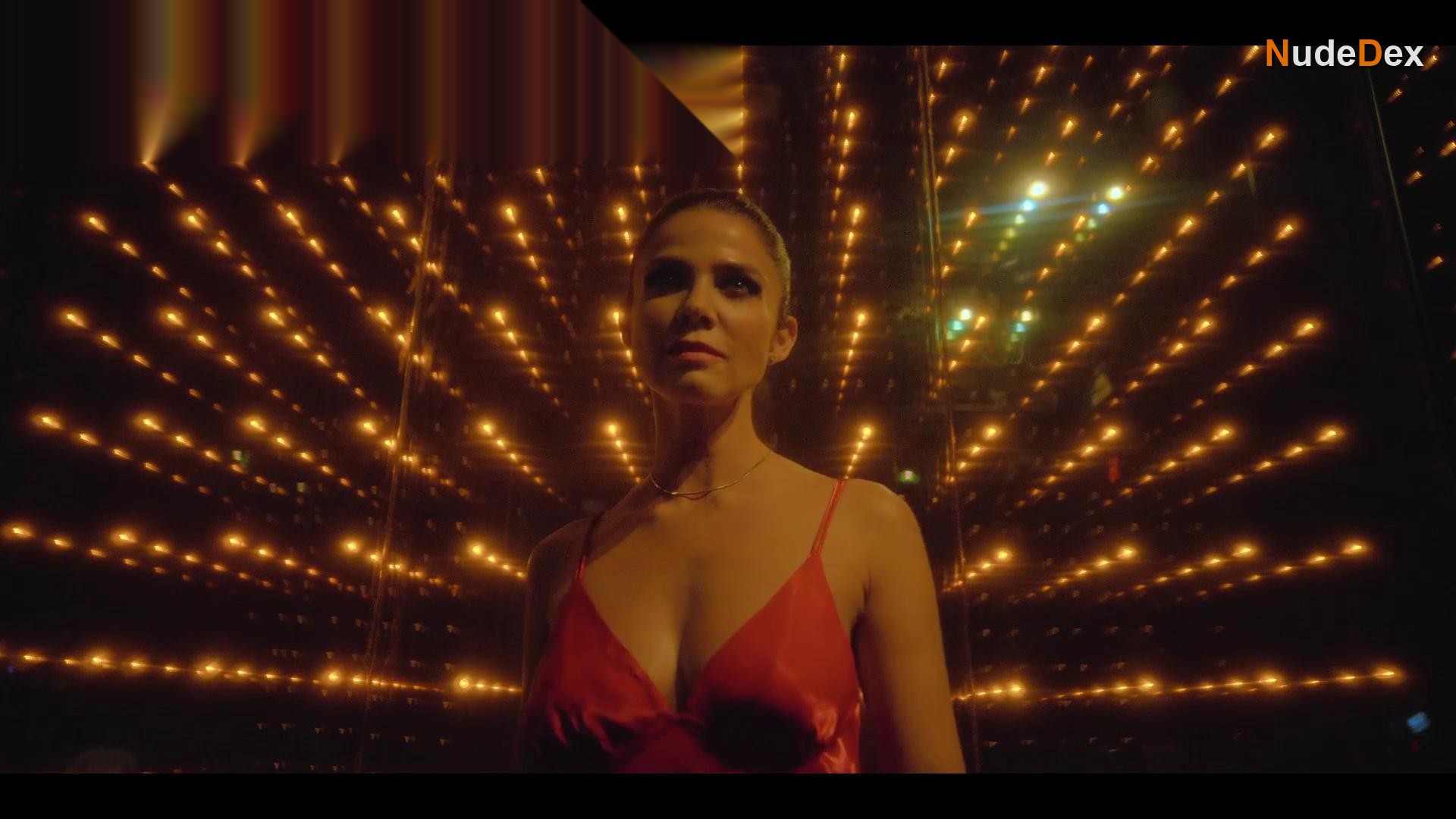 Juanita Molina in Medusa, photo 14
