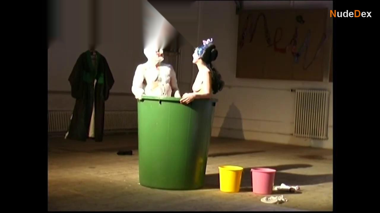 Bucket in Bucket, photo 3