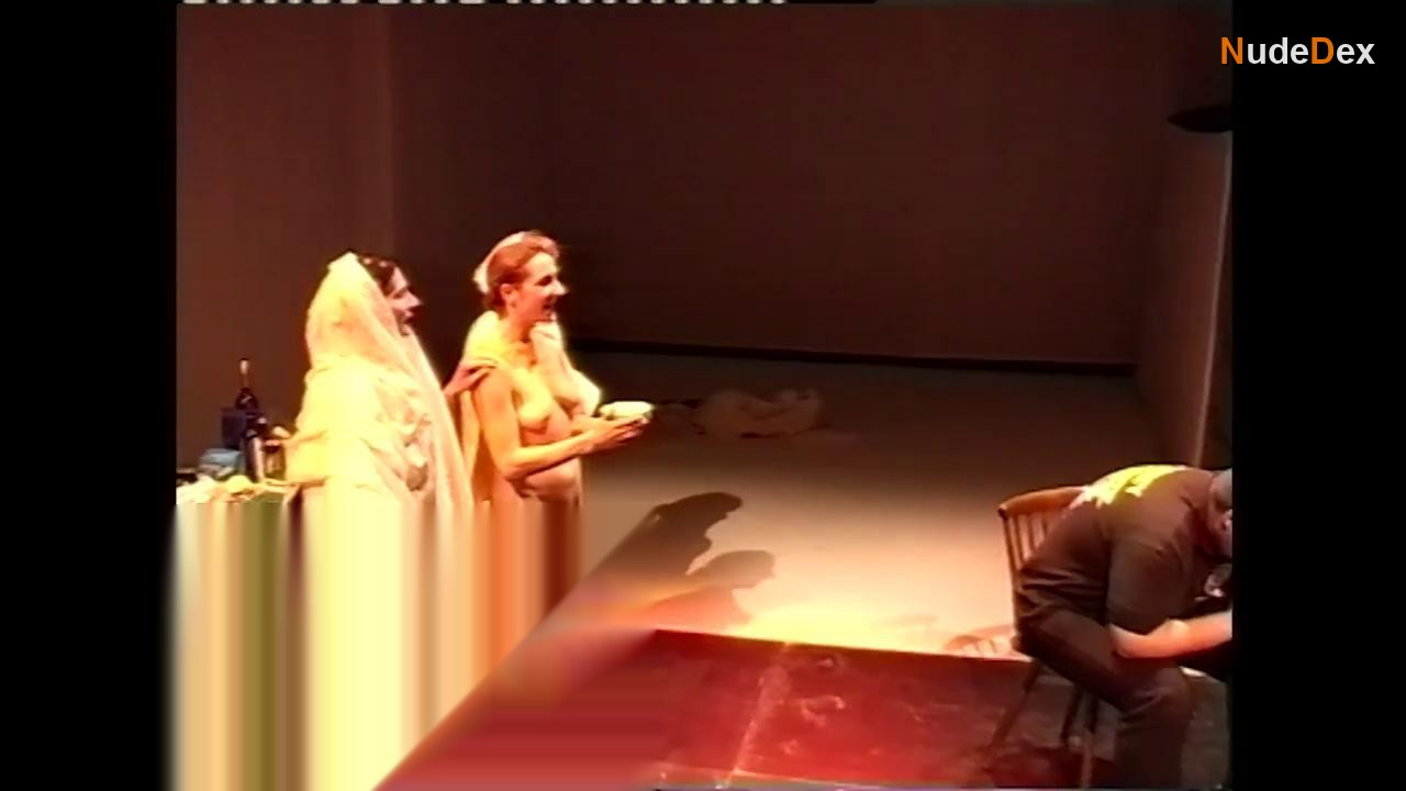 Judith Huber in Ghosts, photo 4