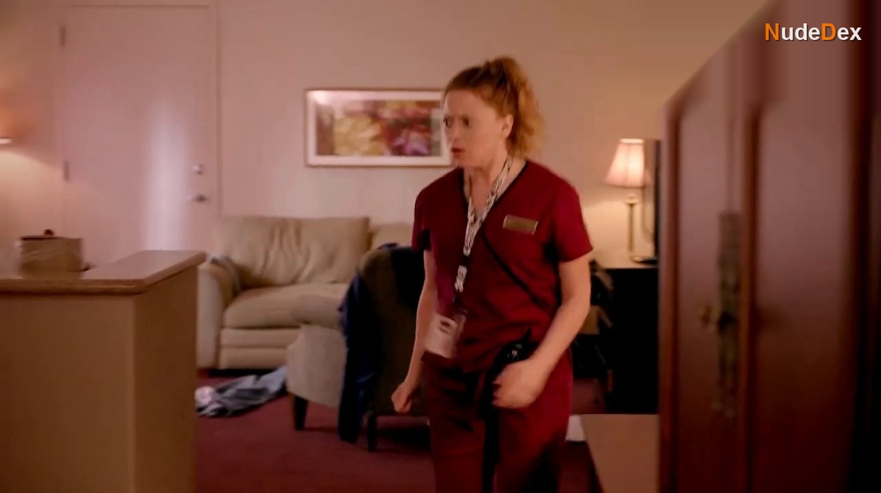 Judy Greer in Addicted To Fresno, photo 5