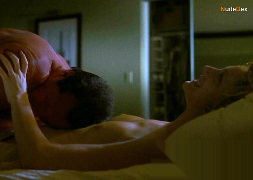 Judy Greer in What Planet Are You From, photo 8