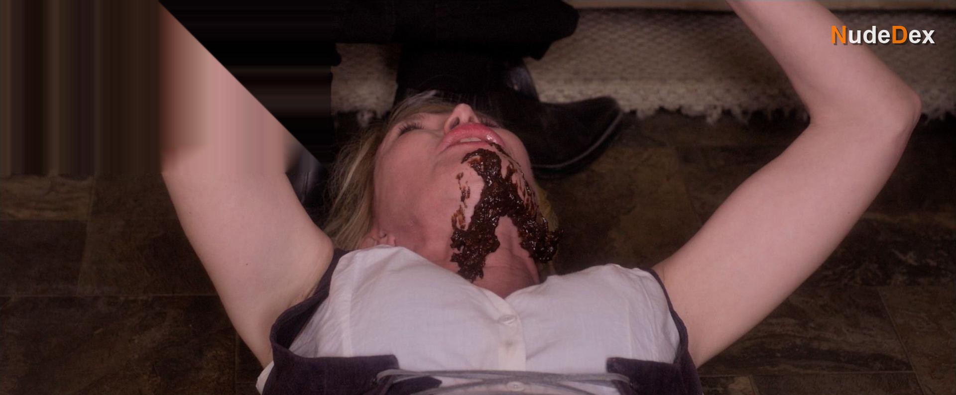 Julia Davis in Sally4ever, photo 10