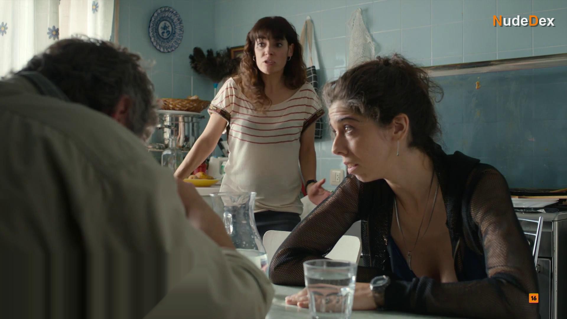 Julia De Castro in Little Faith, photo 4
