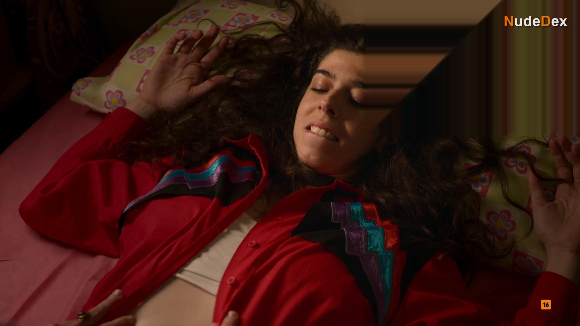 Julia De Castro in Little Faith, photo 5