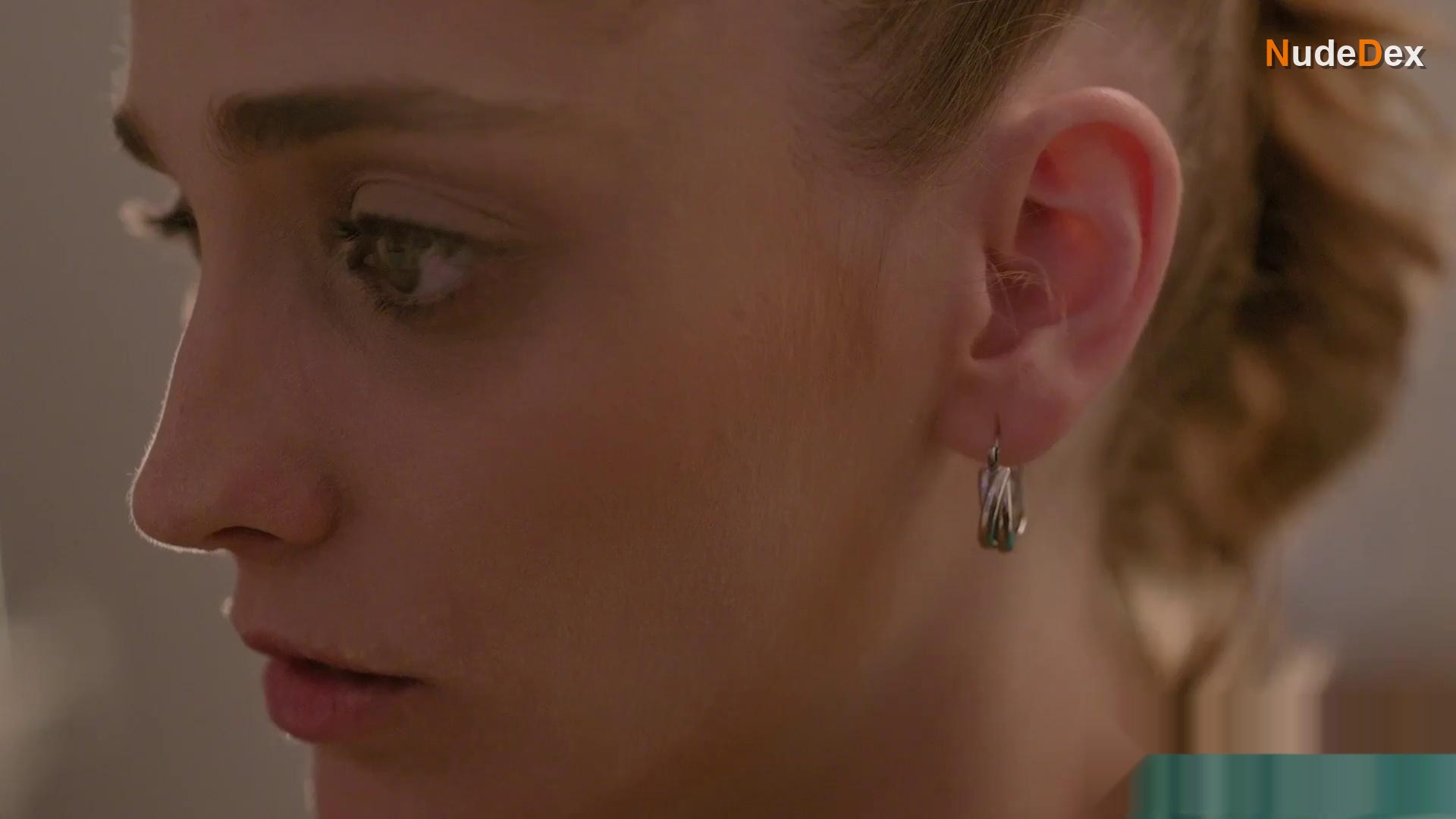 Julia Dorto in Birthday Boy, photo 33