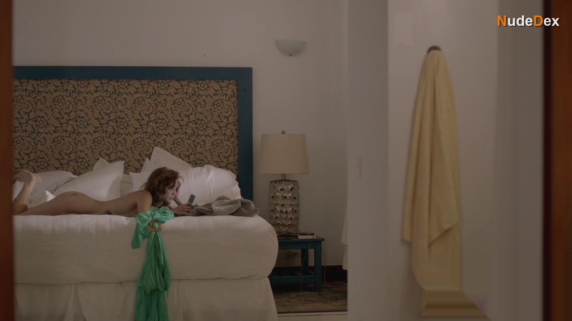 Julia Dorto in Birthday Boy, photo 34