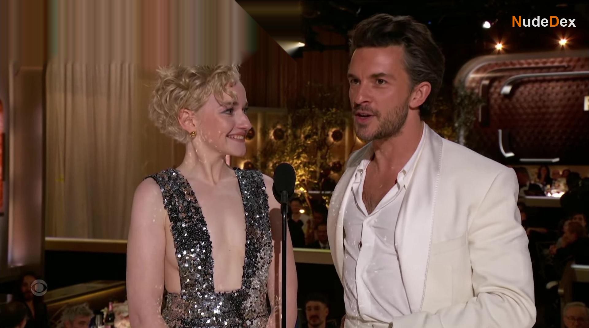 Julia Garner in The Golden Globe Awards, photo 2