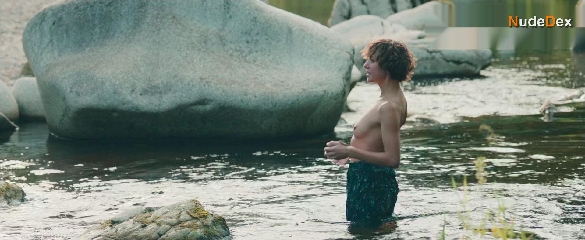 Julia Koschitz in Jonathan, photo 10