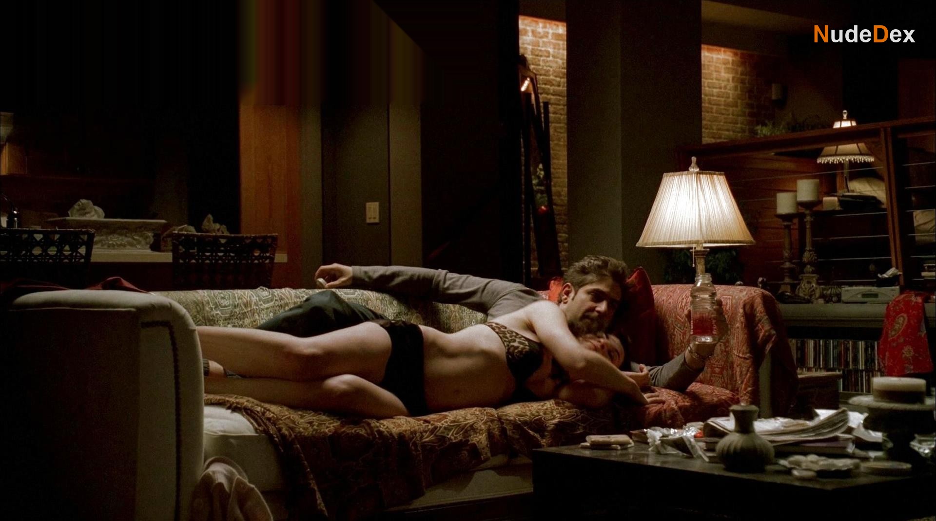 Julianna Margulies in The Sopranos, photo 3