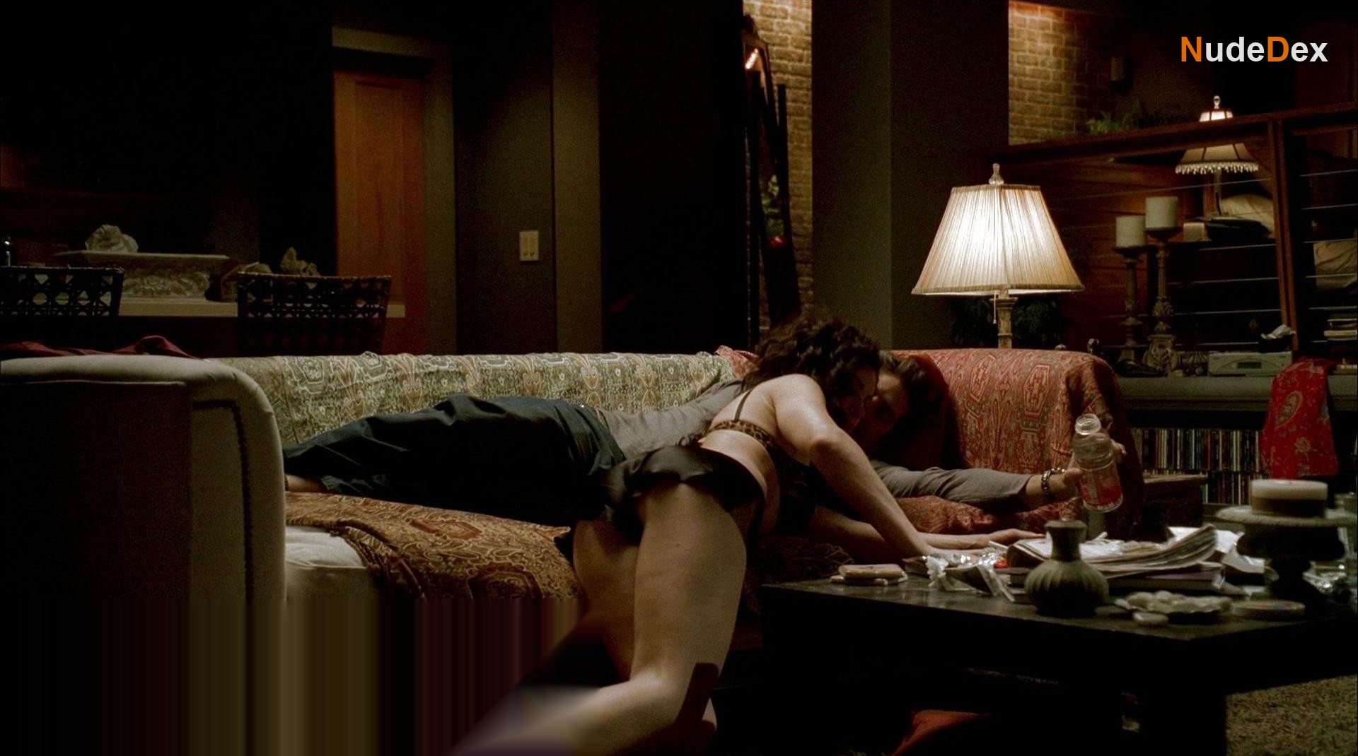Julianna Margulies in The Sopranos, photo 5
