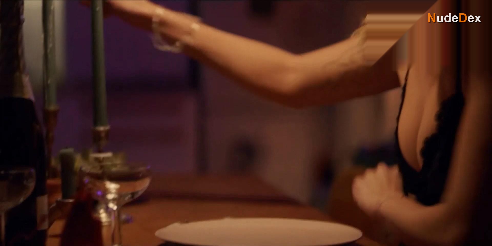 Julia Ragnarsson in Blinded, photo 21