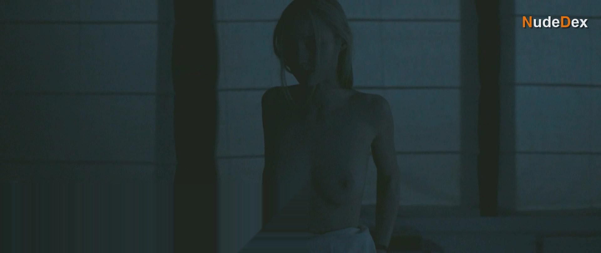 Eva in Eva, photo 3