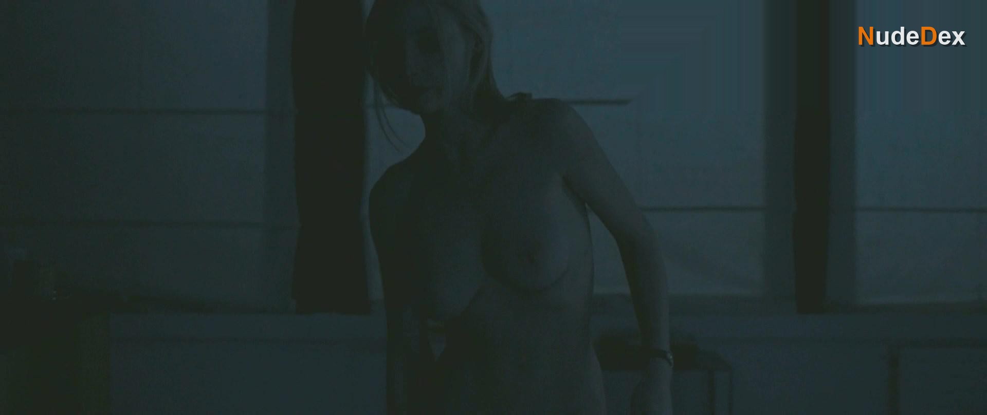 Eva in Eva, photo 5