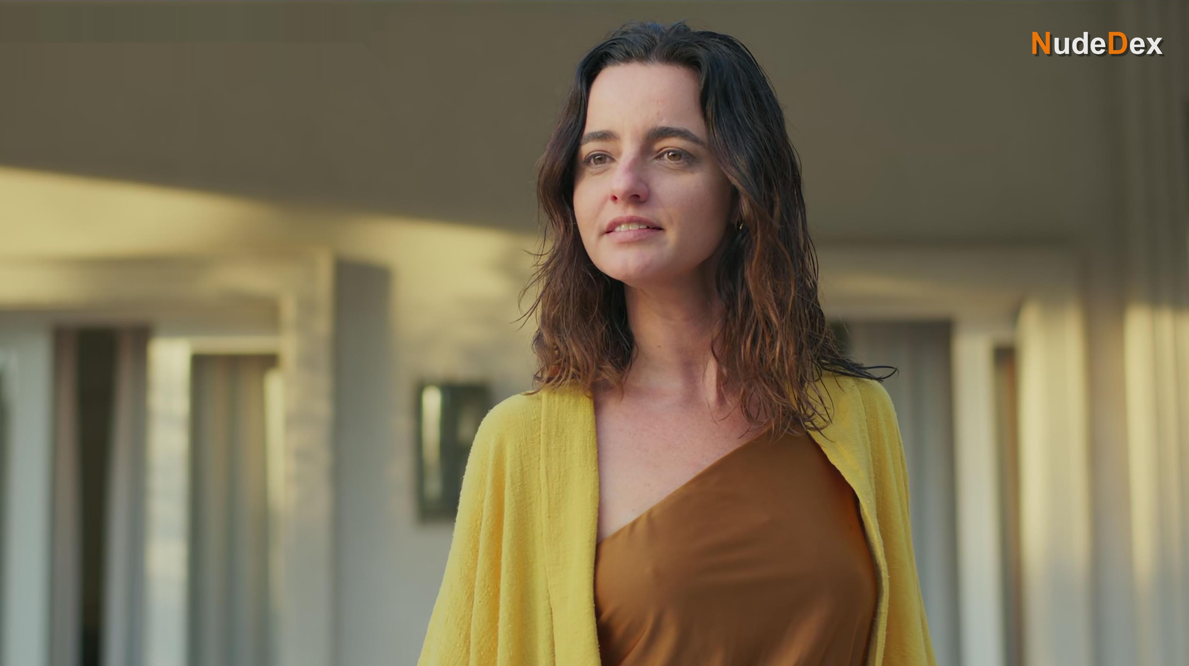 Julia Stockler in Scars Of Beauty, photo 23