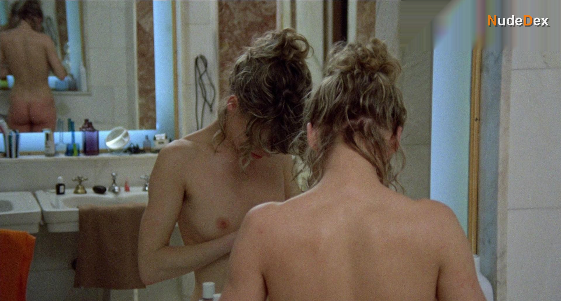 Julie Christie in Don't Look Now, photo 6
