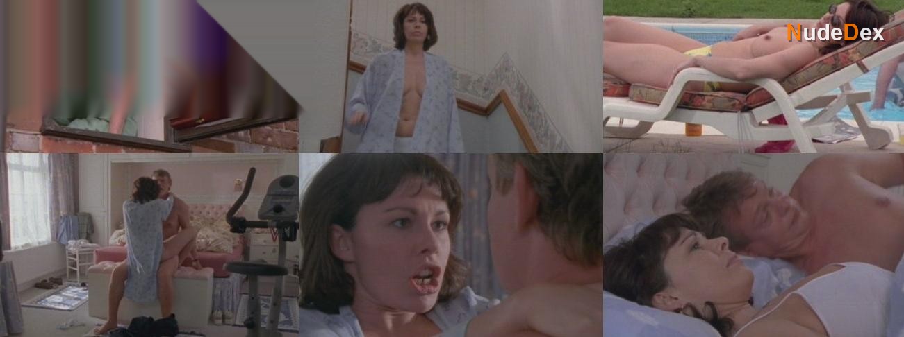 Julie Graham in Dirty Tricks, photo 1