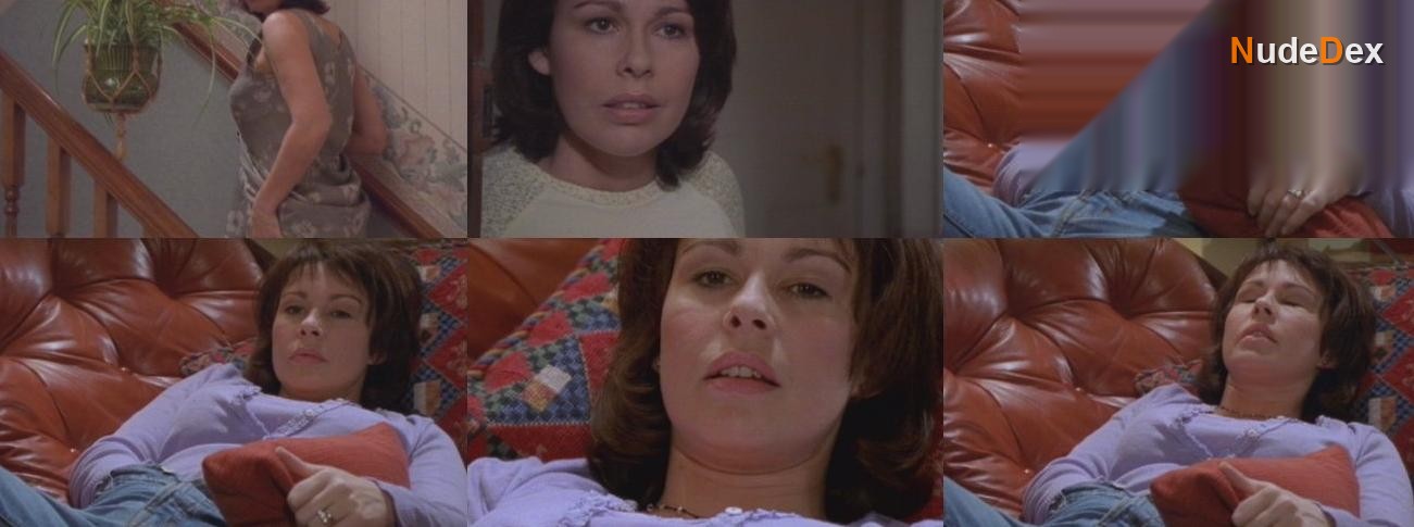 Julie Graham in Dirty Tricks, photo 2