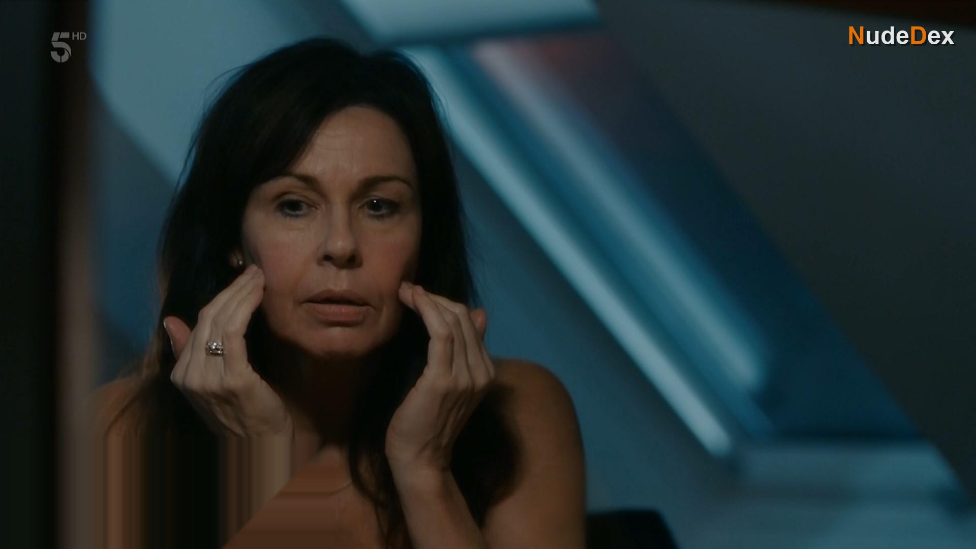 Julie Graham in Penance, photo 6