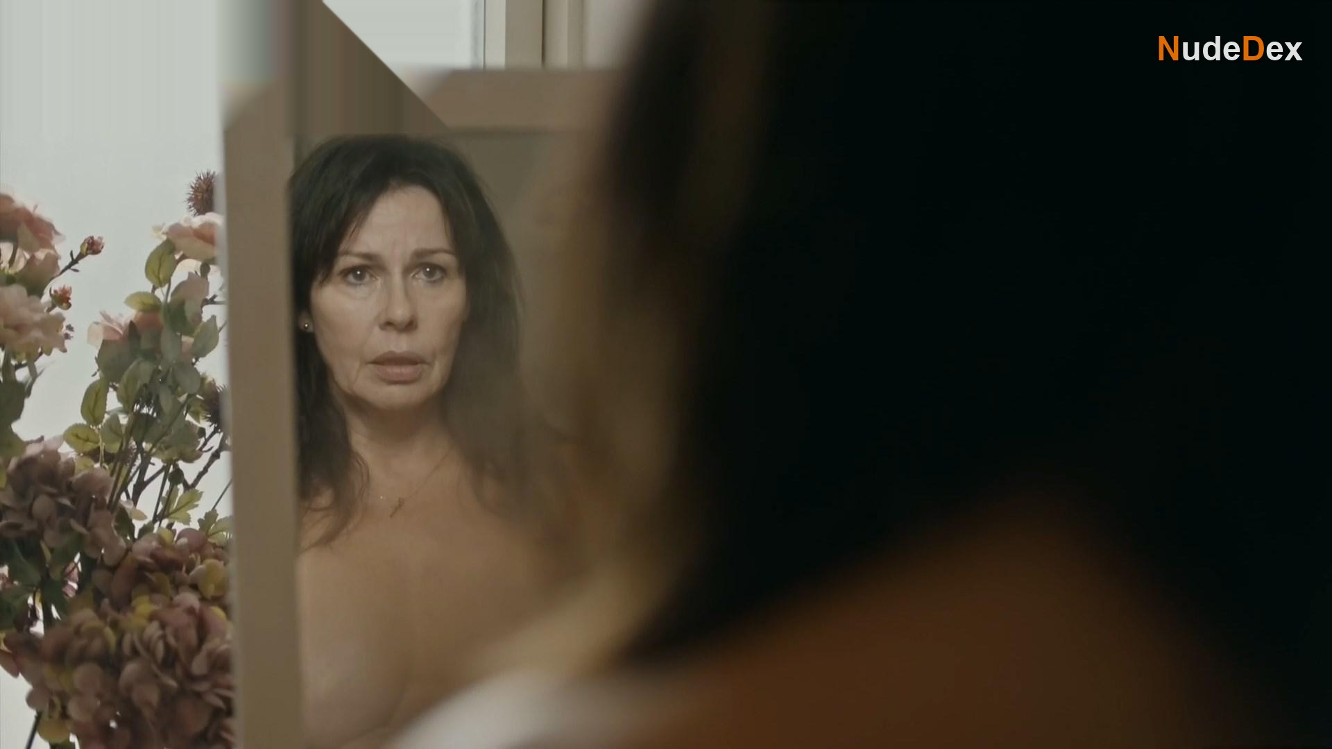 Julie Graham in Penance, photo 12